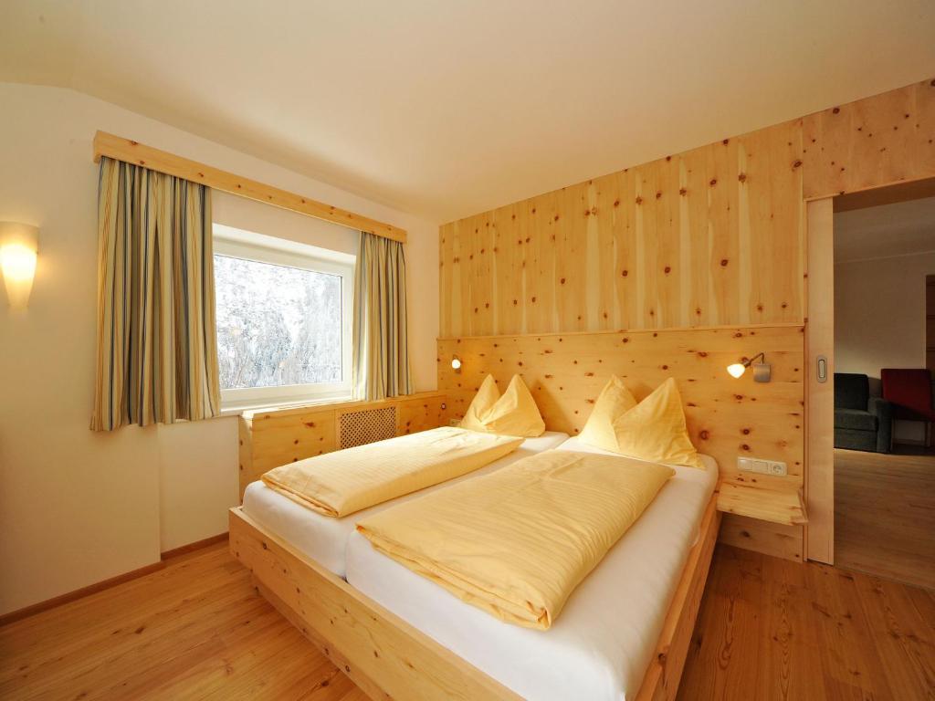Pension Bergkristall Heiligenblut Exterior photo